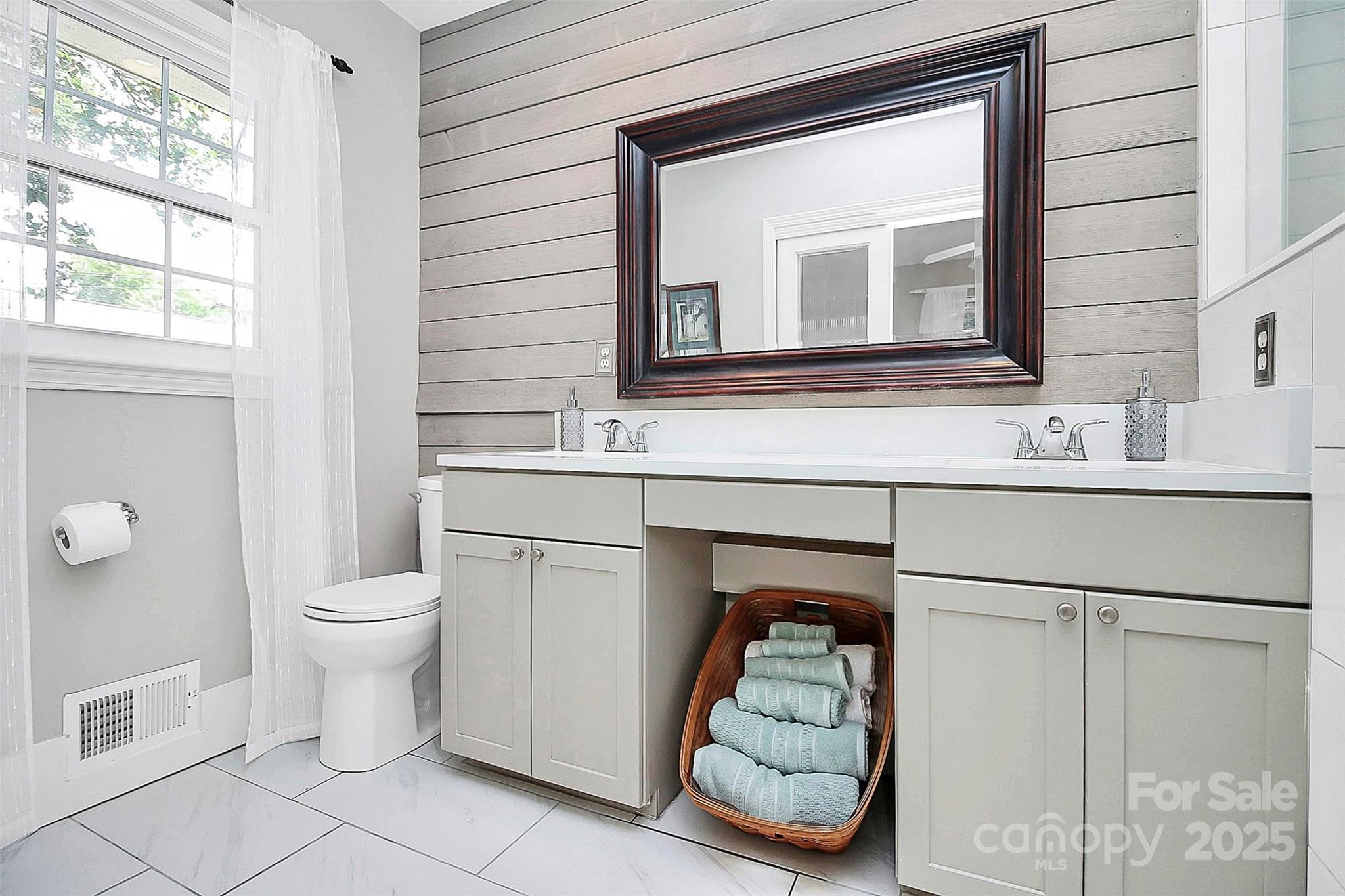 3615 Henshaw Road Charlotte, NC 28209 - Photo 28 of 47