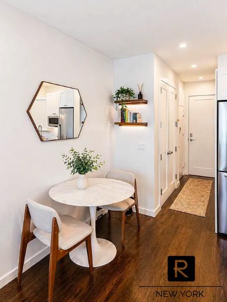 41 Jane Street, Unit 2A Manhattan, NY 10014 - Photo 4 of 7
