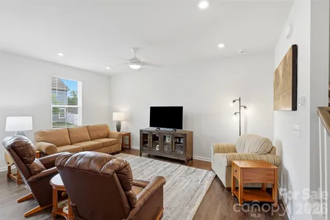 $380,000 | 5500 Kinsbridge Drive, Mint Hill, NC 28227
