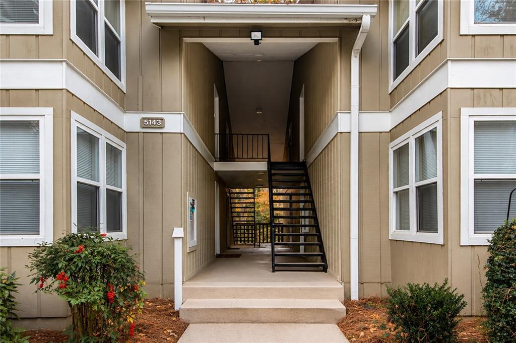 5143 Roswell Road, Unit 8 Sandy Springs, GA 30342 - Photo 2 of 28 Gallery Image 2