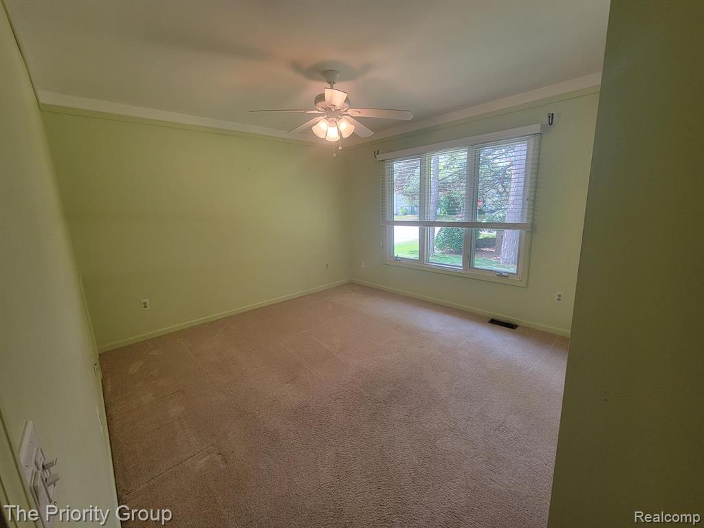 2182 London Bridge Drive, Unit 38 Rochester Hills, MI 48307 - Photo 23 of 49