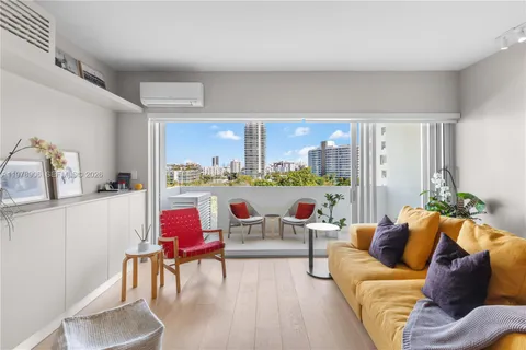 $689,000 | 3 Island Avenue, Unit 8L, Miami Beach, FL 33139