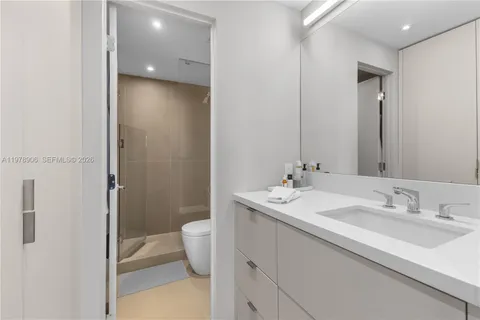 $689,000 | 3 Island Avenue, Unit 8L, Miami Beach, FL 33139