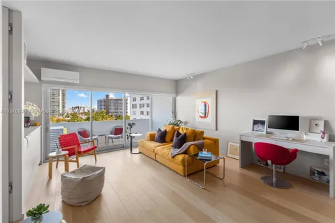 $689,000 | 3 Island Avenue, Unit 8L, Miami Beach, FL 33139