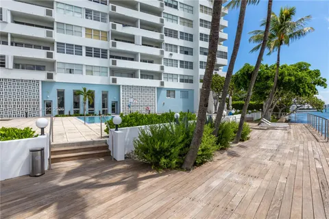 $689,000 | 3 Island Avenue, Unit 8L, Miami Beach, FL 33139