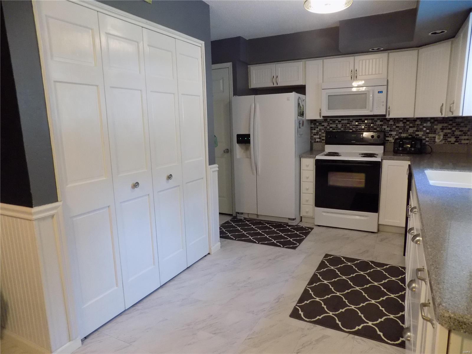 3403 Sand Road Edwardsville, IL 62025 - Photo 22 of 44