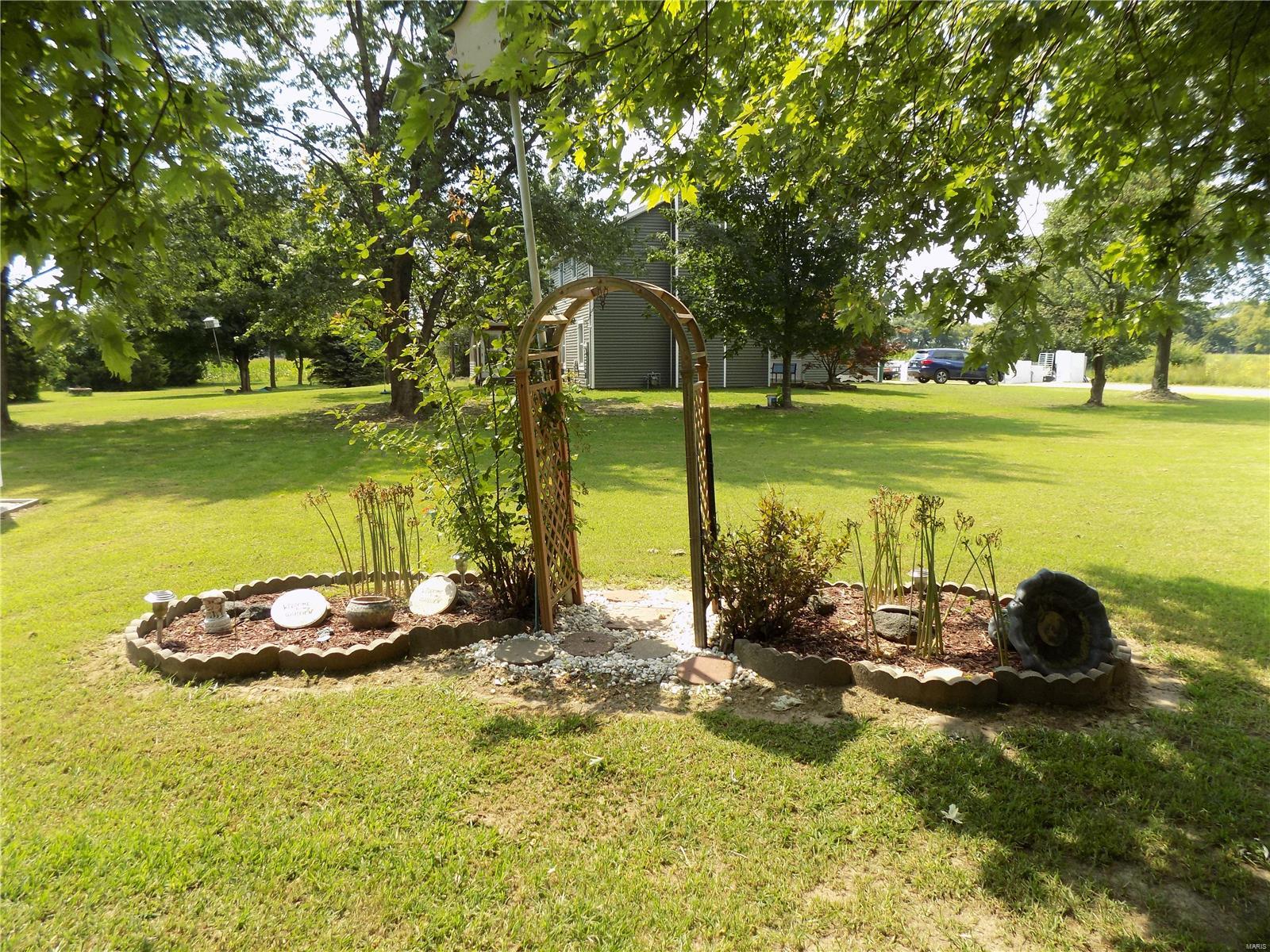3403 Sand Road Edwardsville, IL 62025 - Photo 10 of 44