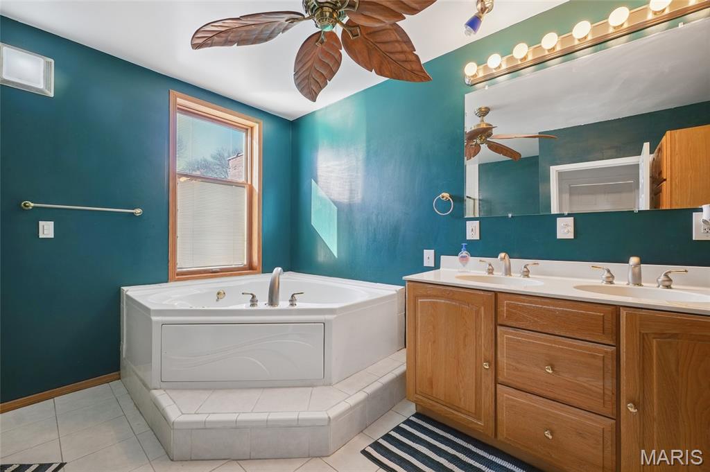 612 Bates Street St. Louis, MO 63111 - Photo 10 of 22