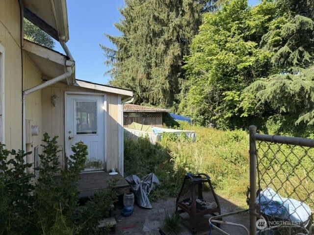 3003 Pine Street Longview, WA 98632 - Photo 3 of 17