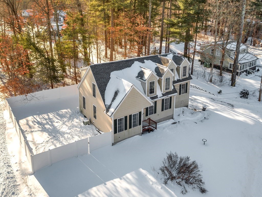 8 Town Farm Road Salem, NH 03079 - Photo 1 of 26