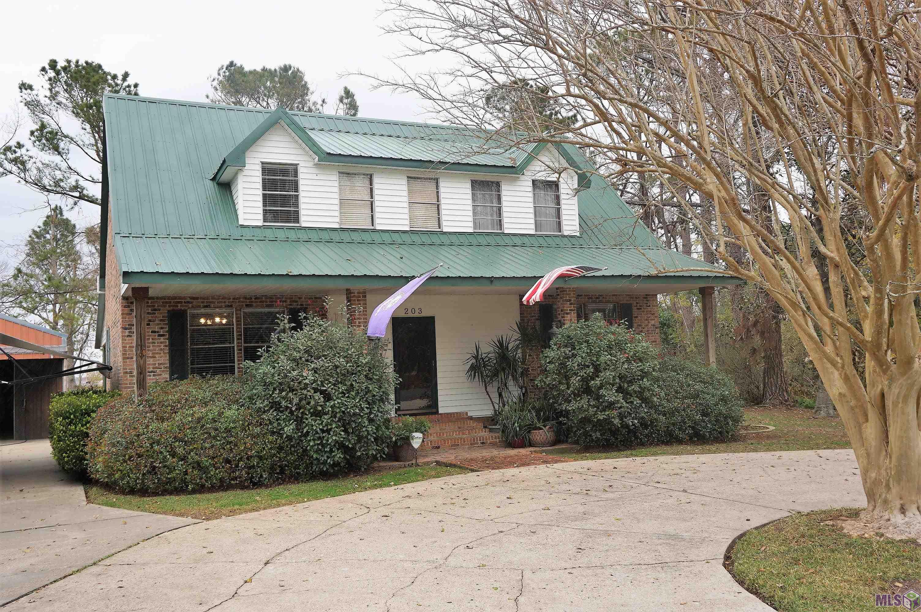 203 Texas Street Raceland, LA 70394 - Photo 2 of 27