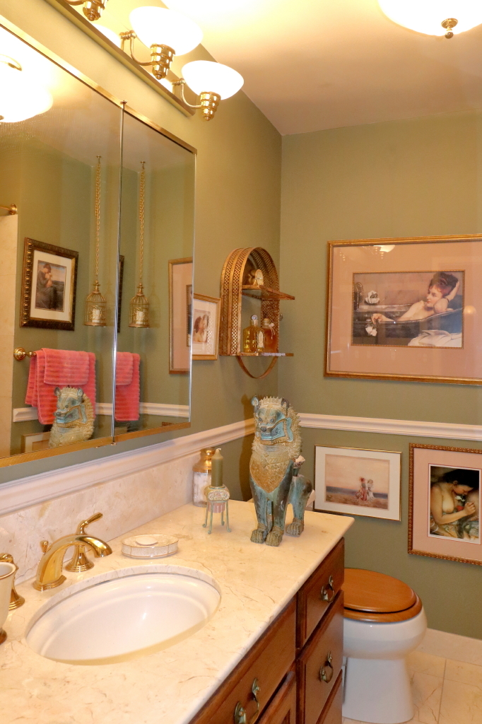 6033 North Sheridan Road, Unit 30A Chicago, IL 60660 - Photo 39 of 50 a bathroom with a granite countertop sink a mirror and a toilet