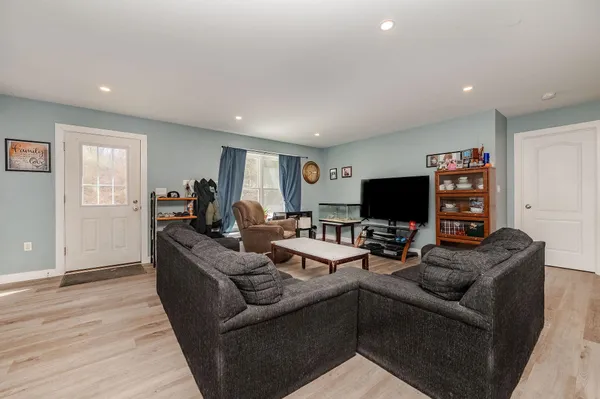 $524,900 | 69 Hansonville Road, Barrington, NH 03825