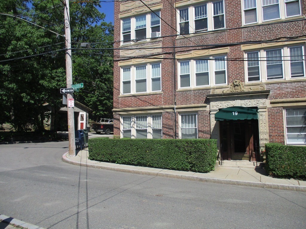 19 Colliston Road, Unit 11 Boston, MA 02135 - Photo 20 of 20