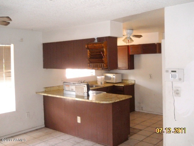 5312 West Coronado Road Phoenix, AZ 85035 - Photo 2 of 7 Kitchen