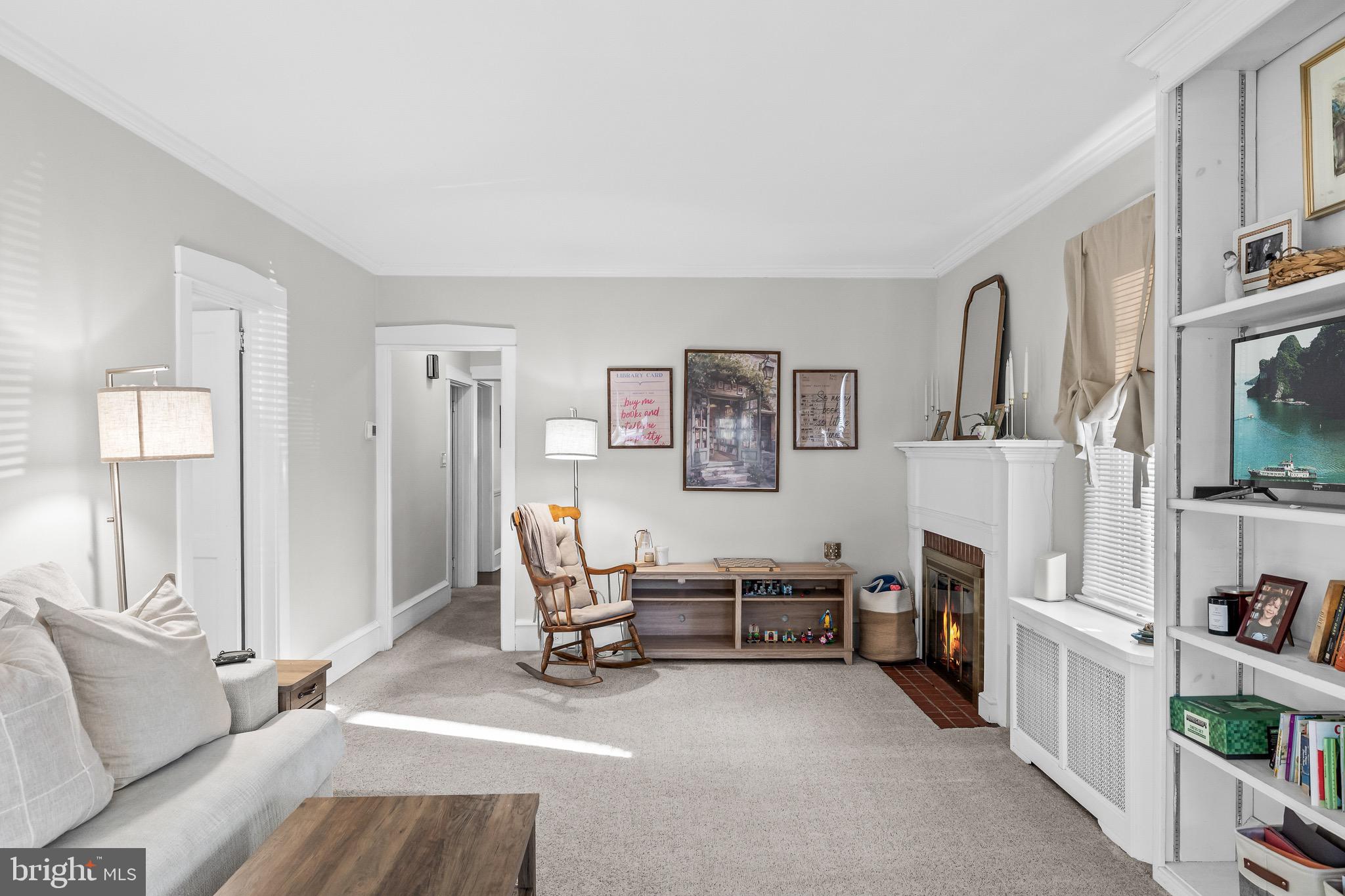 252 Rhoads Avenue Haddonfield, NJ 08033 - Photo 17 of 38 1st floor living rm