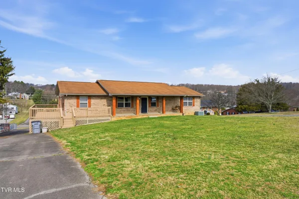 $495,000 | 222 Old Stage Drive, Bristol, TN 37620