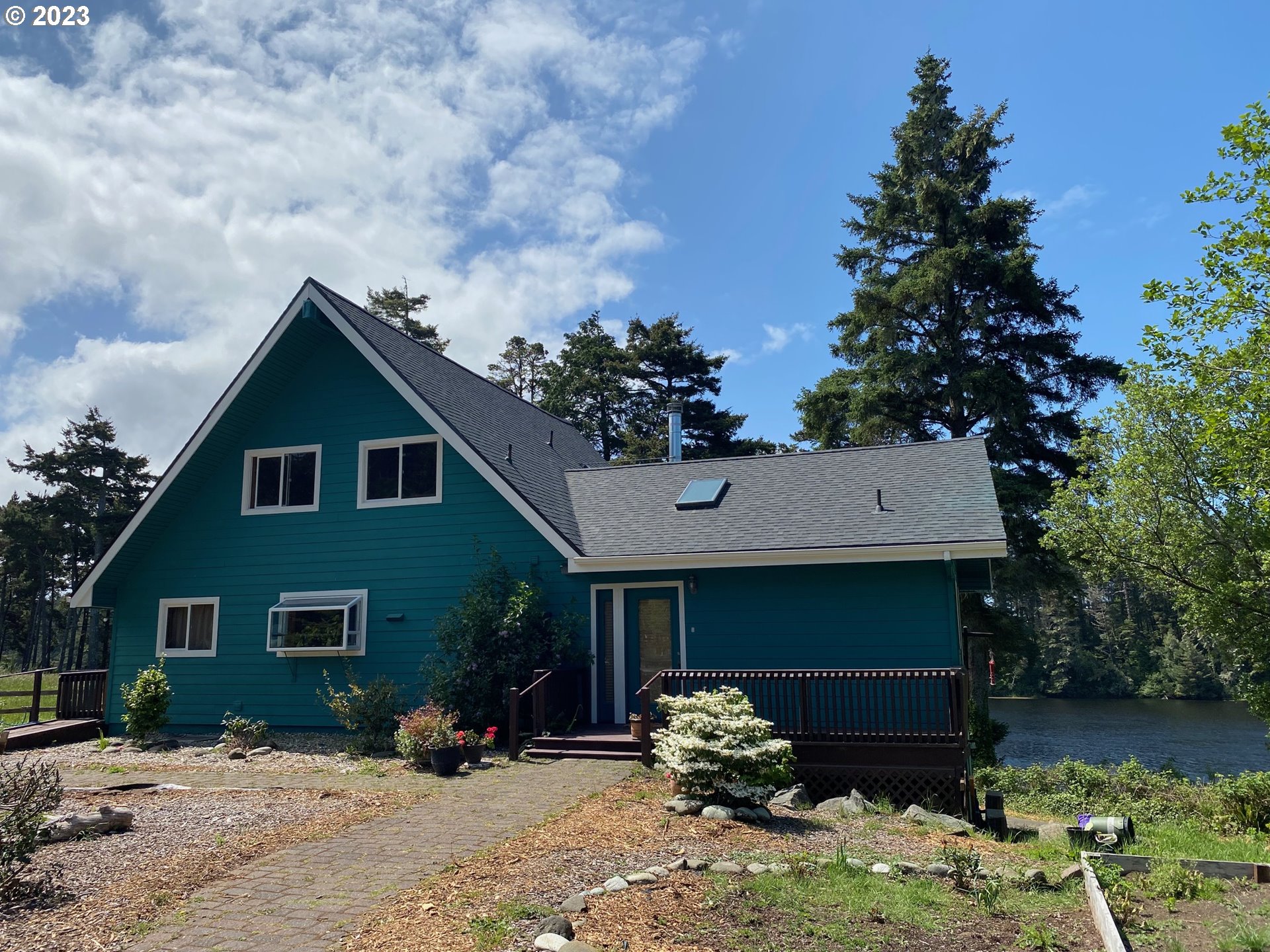 53461 Safe Road Bandon, OR 97411 - Photo 2 of 42 Gallery Image 2