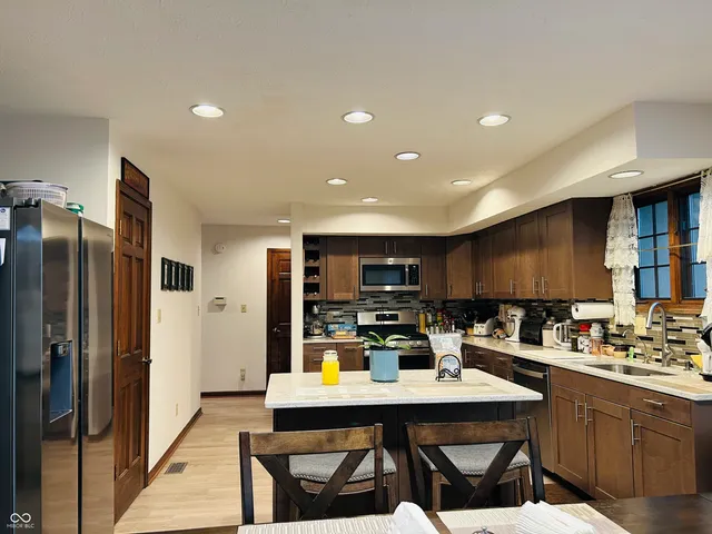 $553,900 | 8413 Catamaran Drive, Indianapolis, IN 46236