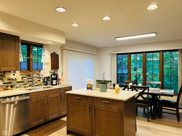 $553,900 | 8413 Catamaran Drive, Indianapolis, IN 46236