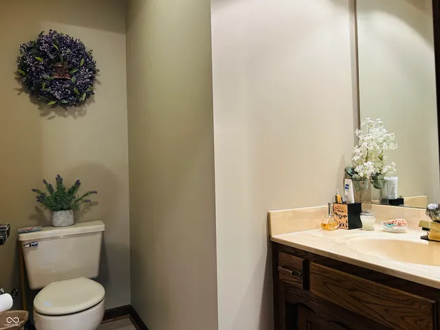 $553,900 | 8413 Catamaran Drive, Indianapolis, IN 46236