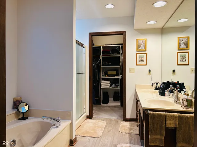 $553,900 | 8413 Catamaran Drive, Indianapolis, IN 46236