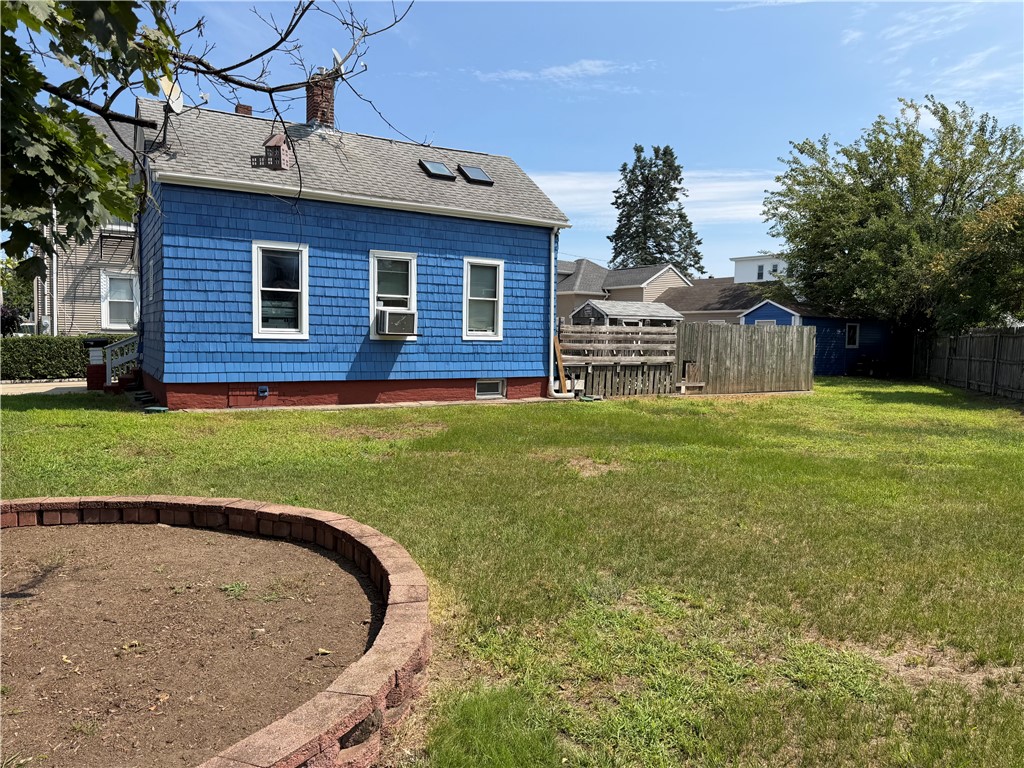 43 Appleton Avenue Pawtucket, RI 02860 - Photo 4 of 15 Gallery Image 4