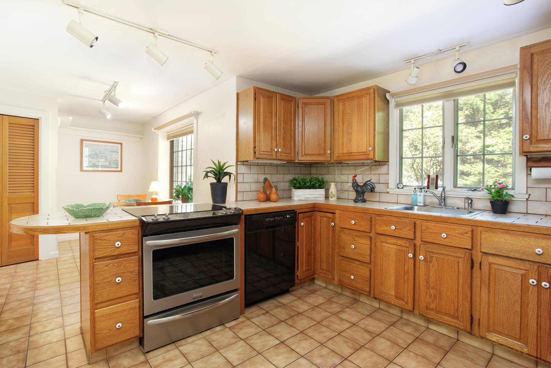 93 Great Hill Road Sandwich, MA 02563 - Photo 18 of 40 013_93GreatHills_092123