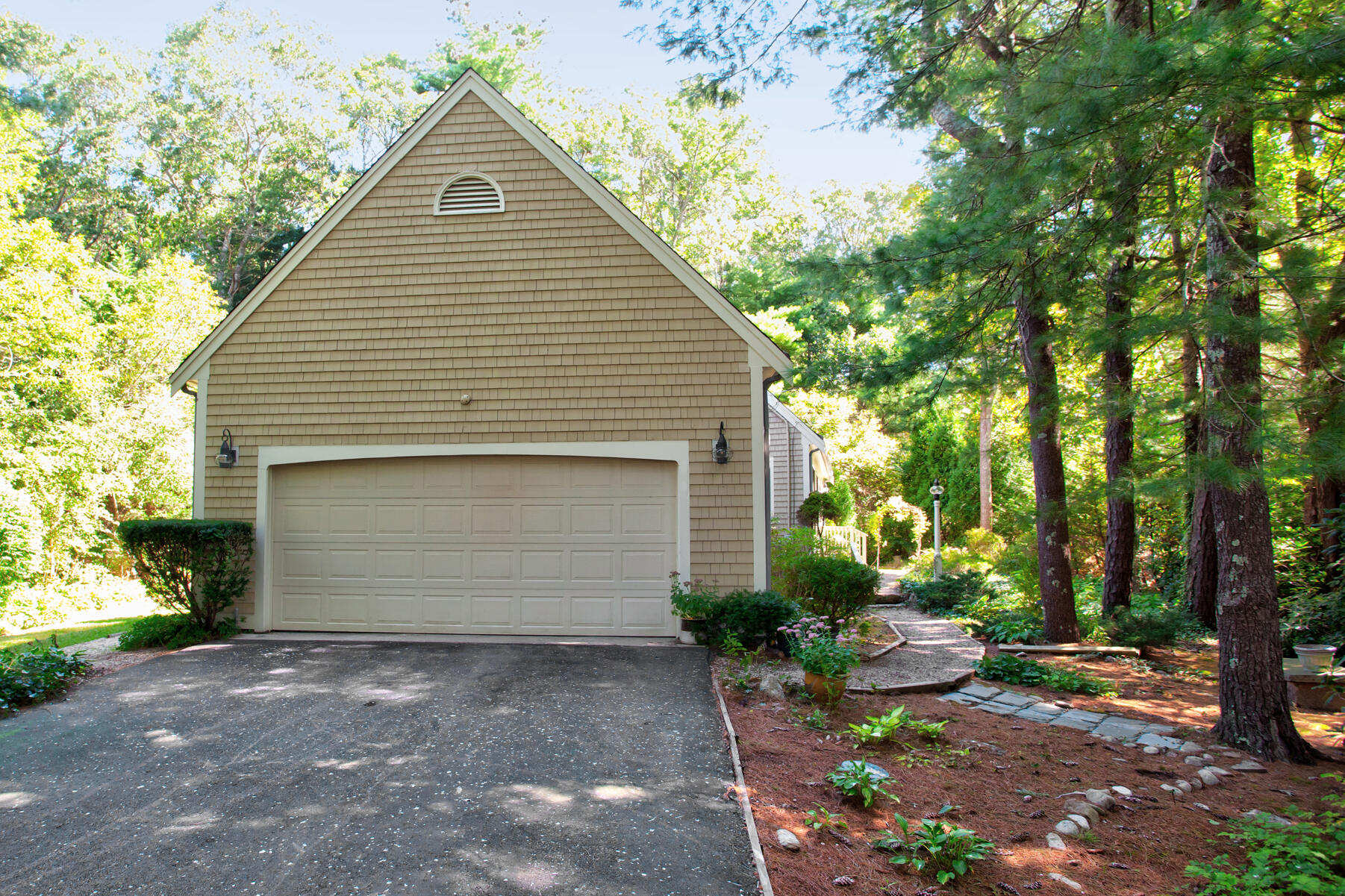 93 Great Hill Road Sandwich, MA 02563 - Photo 9 of 40 001_93GreatHills_092123