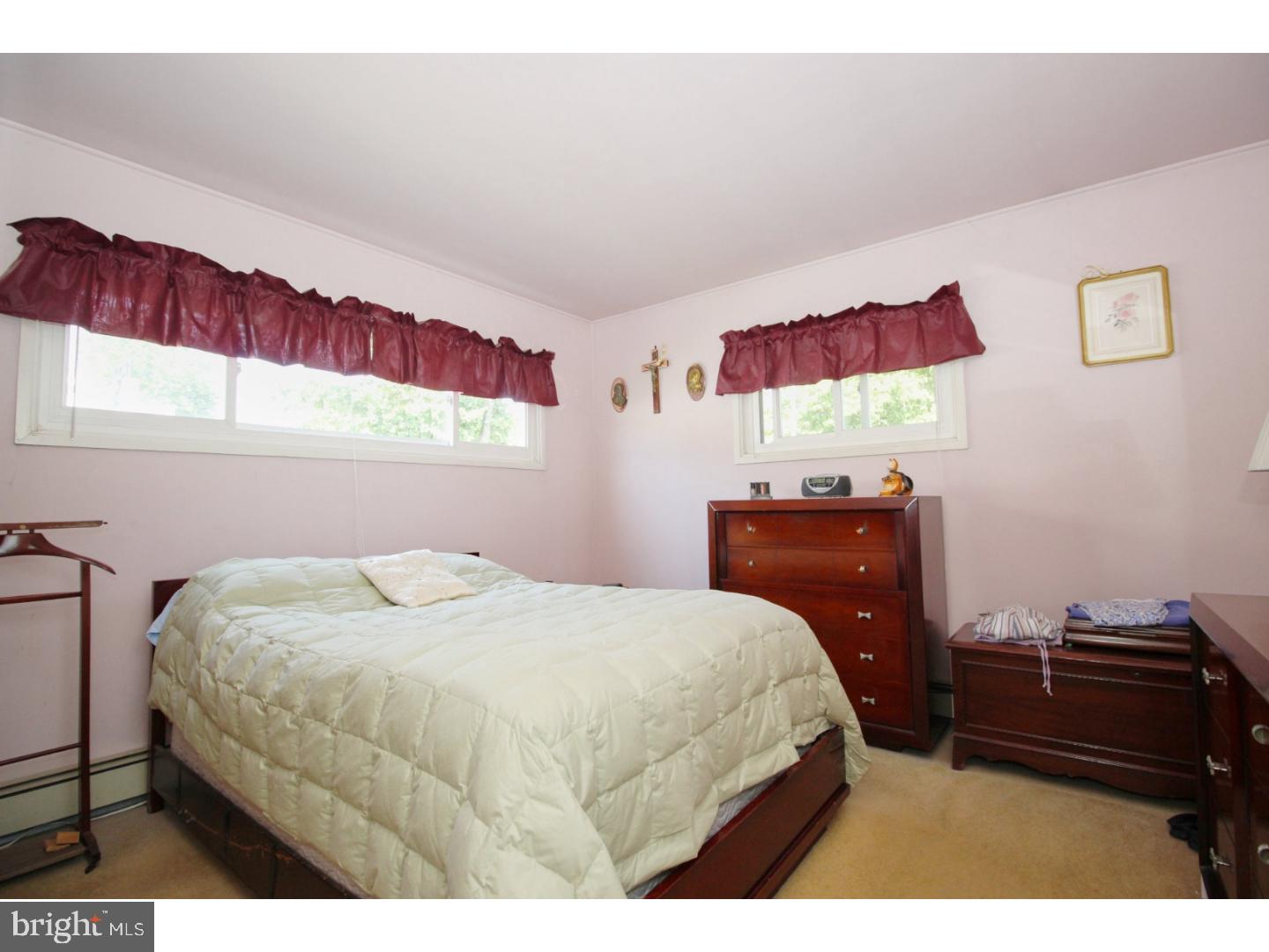 93 Cobalt Cross Road Levittown, PA 19057 - Photo 11 of 16 Gallery Image 11