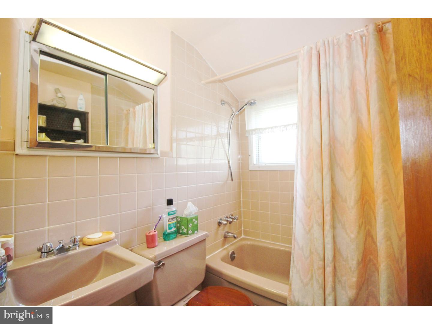 93 Cobalt Cross Road Levittown, PA 19057 - Photo 12 of 16 Gallery Image 12