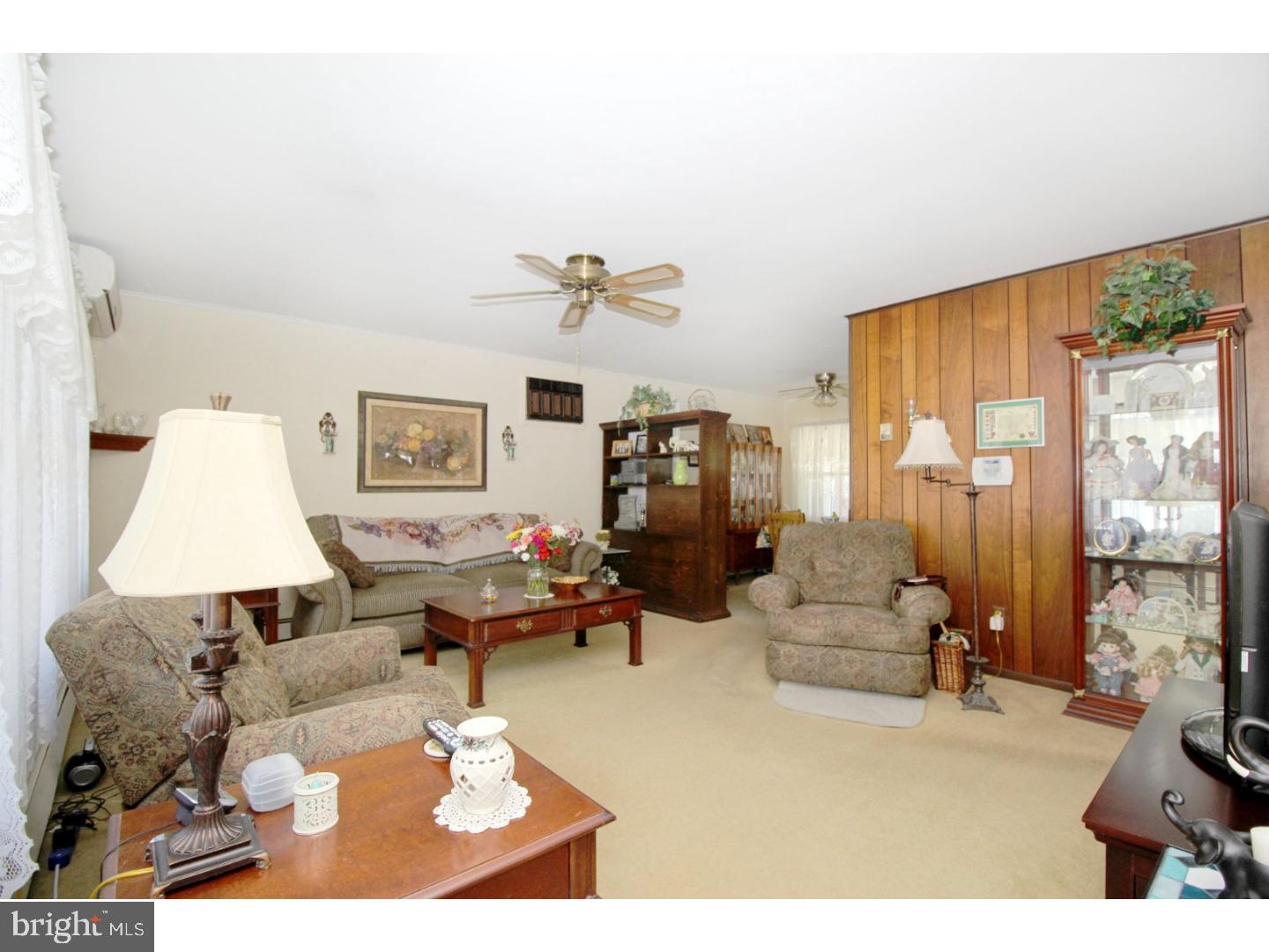 93 Cobalt Cross Road Levittown, PA 19057 - Photo 5 of 16 Gallery Image 5