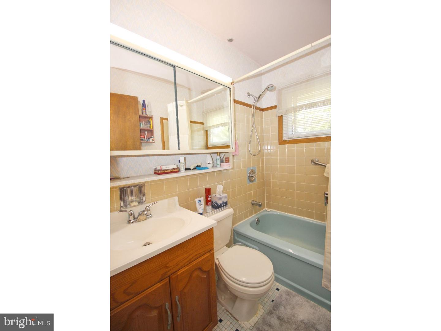93 Cobalt Cross Road Levittown, PA 19057 - Photo 10 of 16 Gallery Image 10