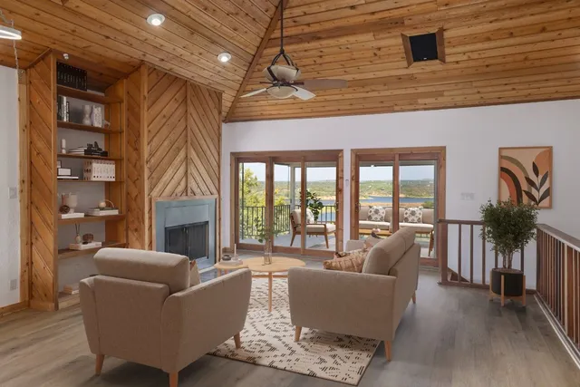 $640,000 | 313 Kendall Road, Spicewood, TX 78669