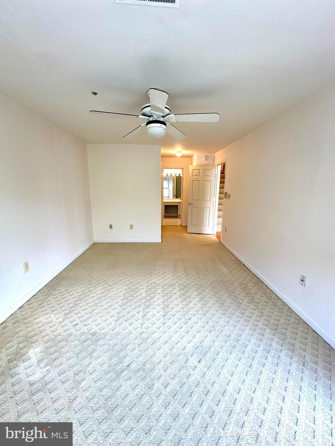 164 Kendrick Place, Unit 16436 Gaithersburg, MD 20878 - Photo 29 of 58