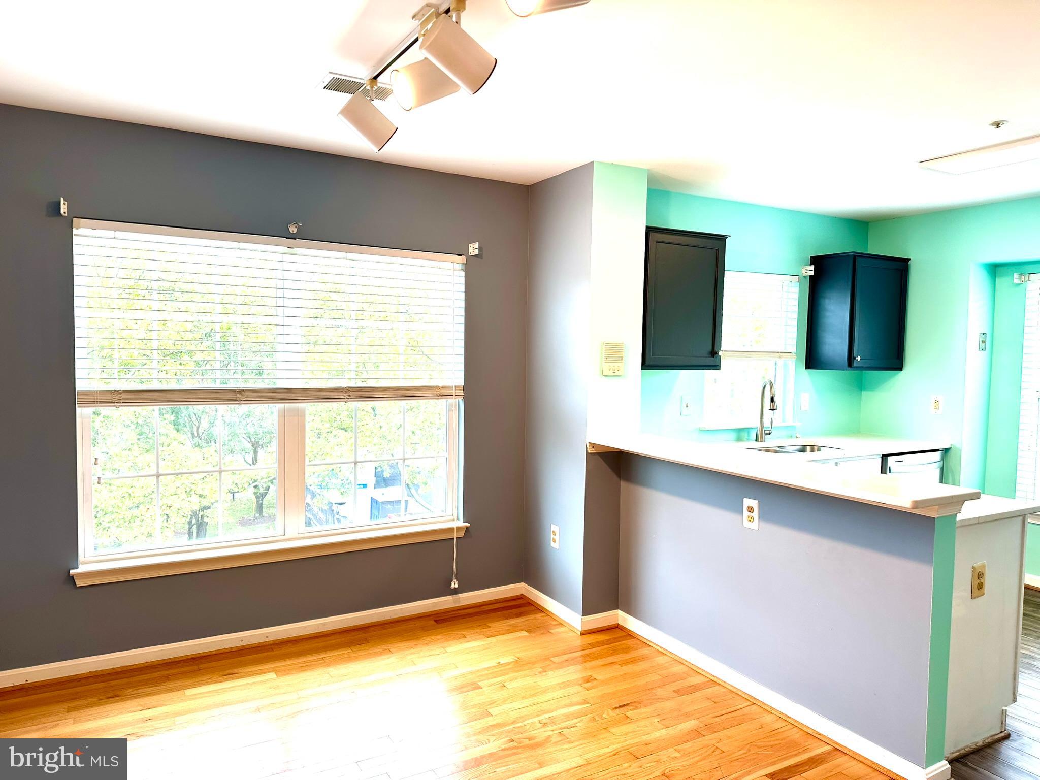 164 Kendrick Place, Unit 16436 Gaithersburg, MD 20878 - Photo 6 of 58