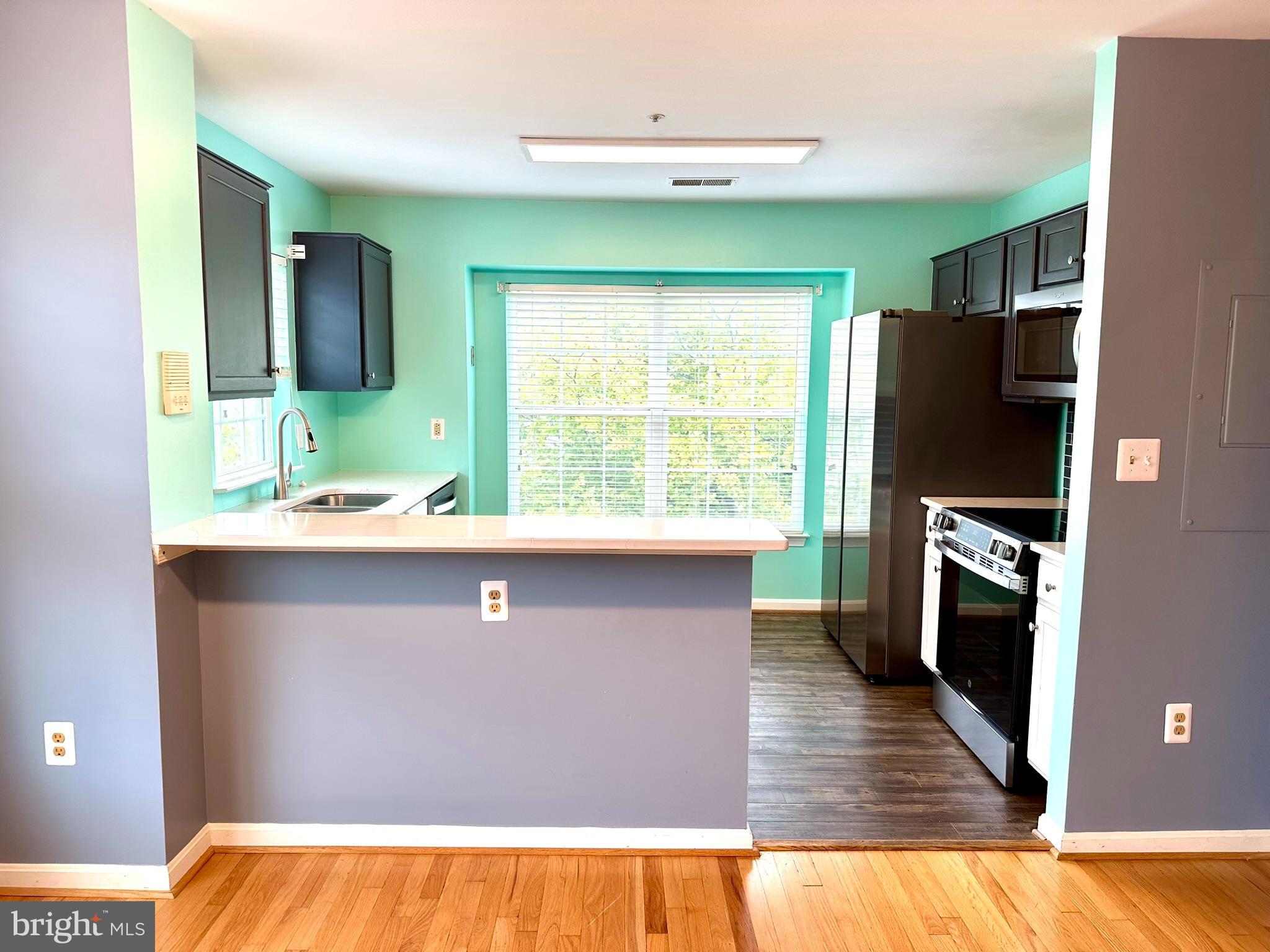 164 Kendrick Place, Unit 16436 Gaithersburg, MD 20878 - Photo 7 of 58