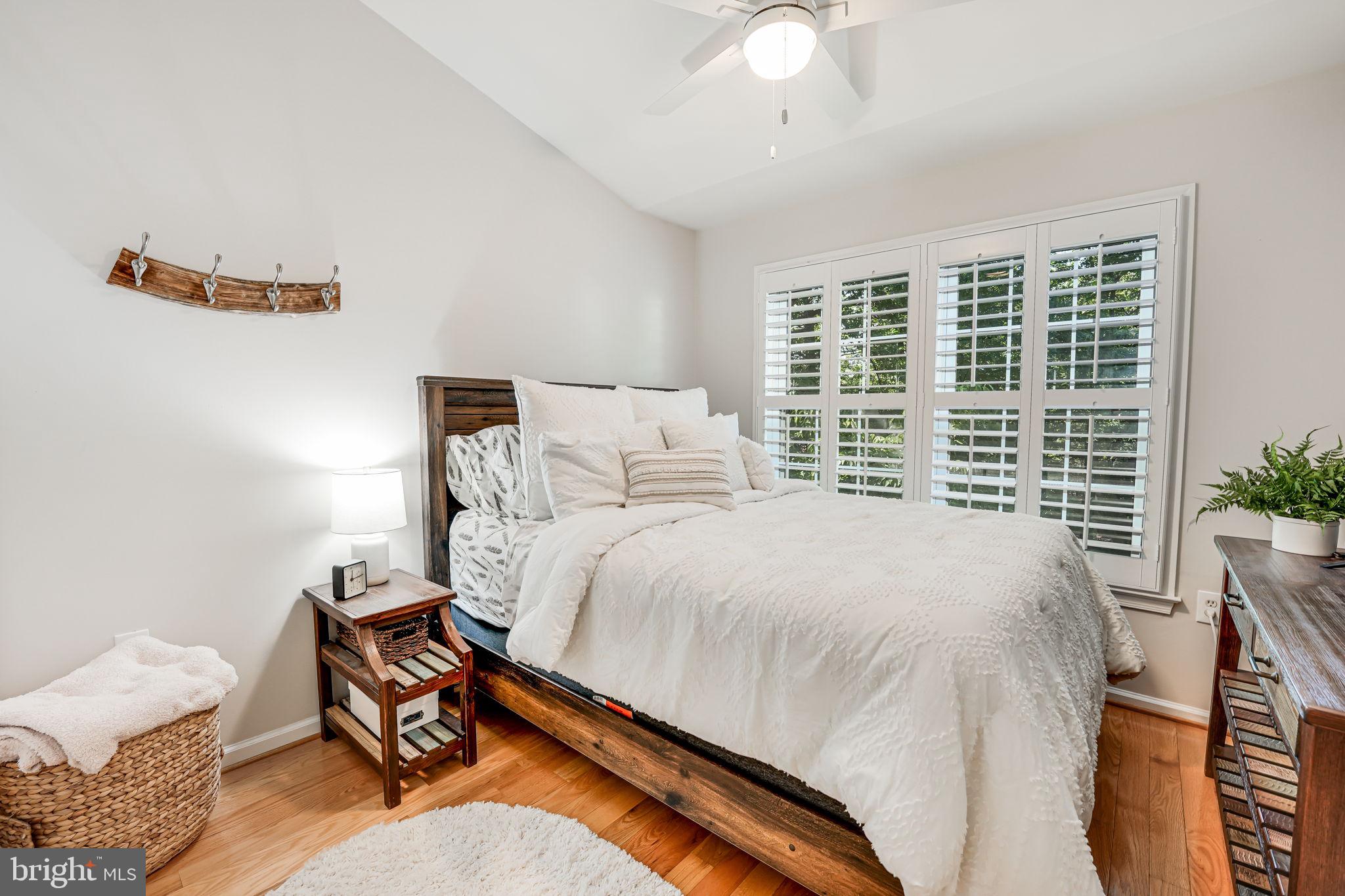 11270 Fairwind Way Reston, VA 20190 - Photo 18 of 42