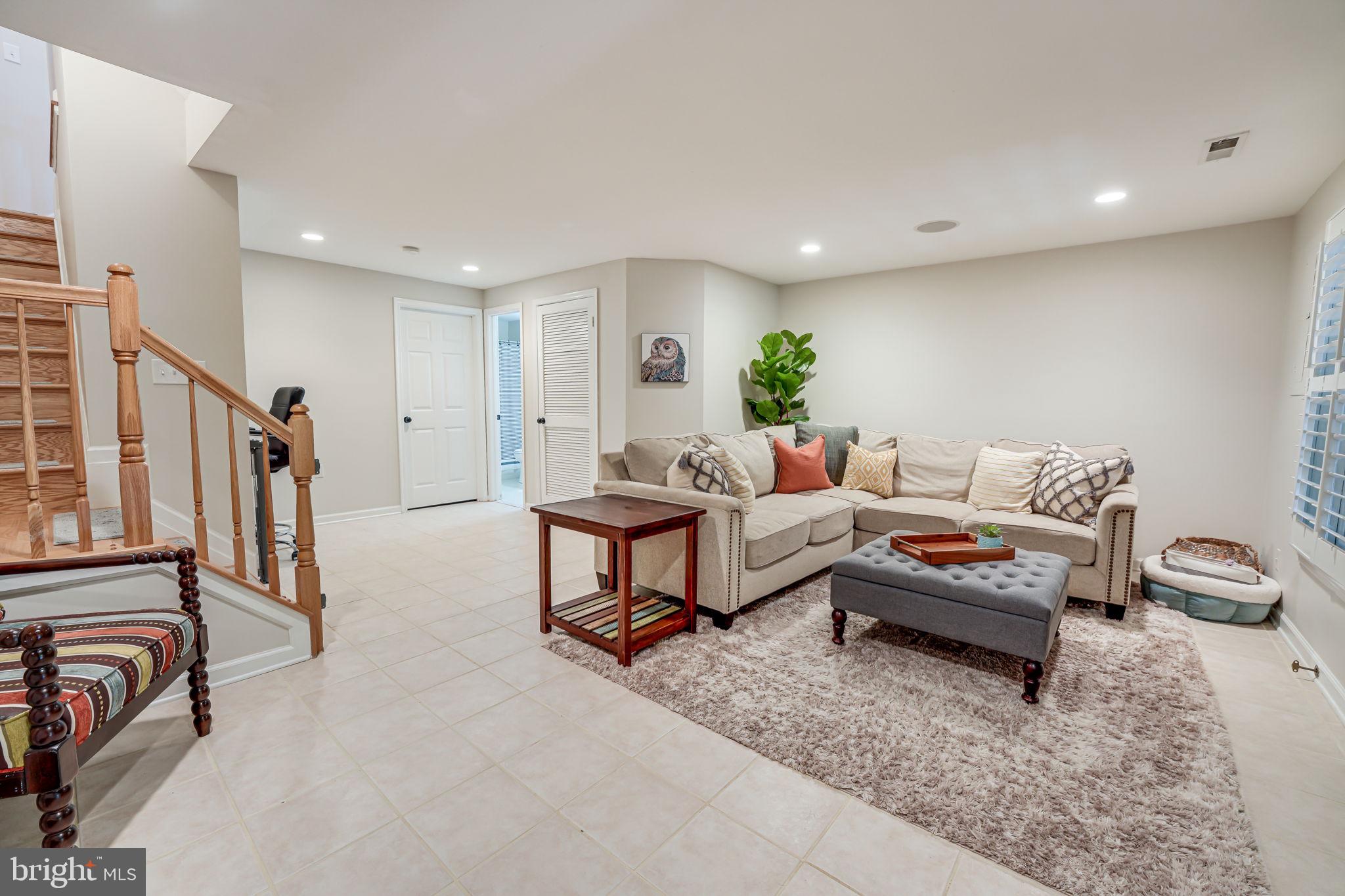 11270 Fairwind Way Reston, VA 20190 - Photo 33 of 42