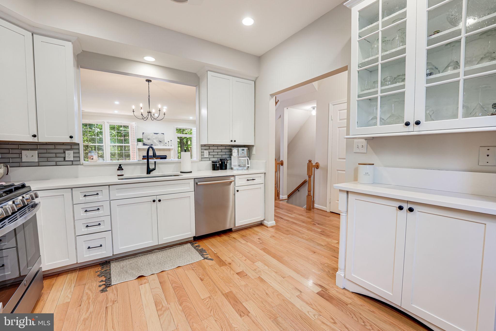 11270 Fairwind Way Reston, VA 20190 - Photo 7 of 42