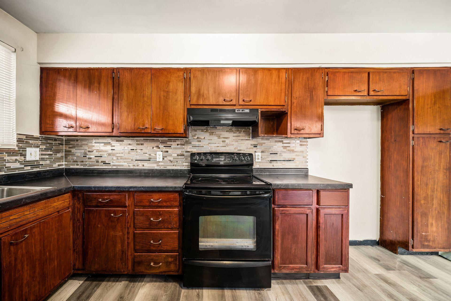 1429 Picard Road Columbus, OH 43227 - Photo 10 of 43 016_e9_R 1429 Picard Rd 0042