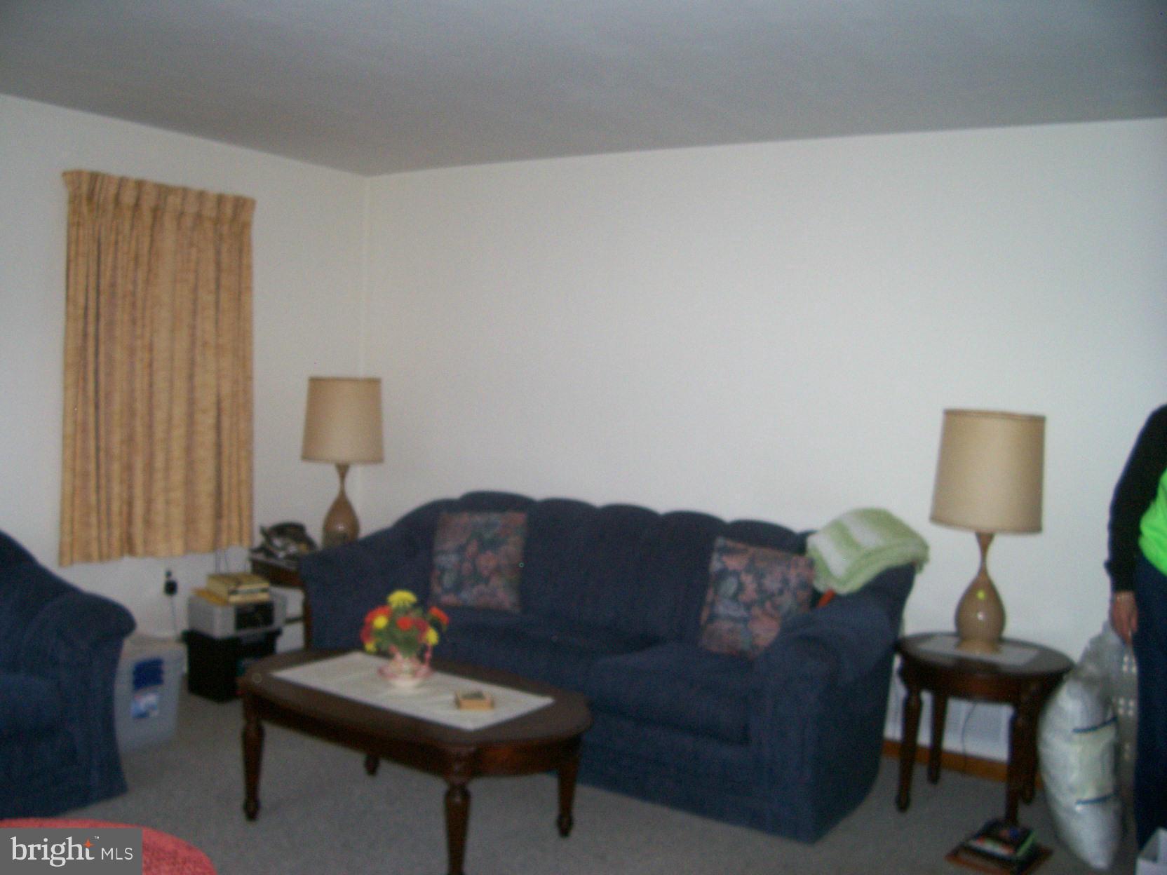 330 Gambrills Road Gambrills, MD 21054 - Photo 6 of 18 Living Room