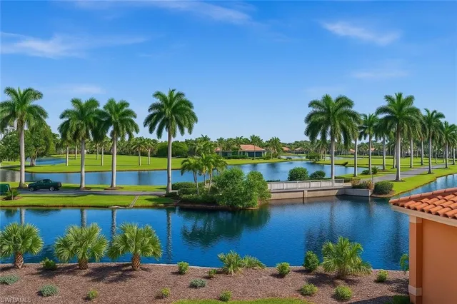 $510,000 | 14819 Laguna Drive, Unit 203, Fort Myers, FL 33908