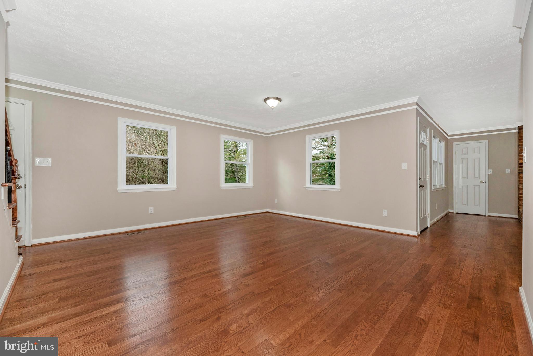 3605 Kemptown Church Road Monrovia, MD 21770 - Photo 6 of 120 Living room