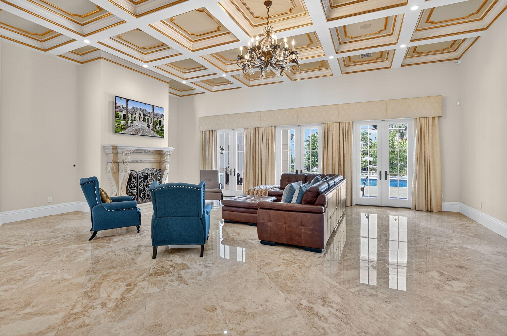 377 East Coconut Palm Road Boca Raton, FL 33432 - Photo 24 of 113 a living room with furniture