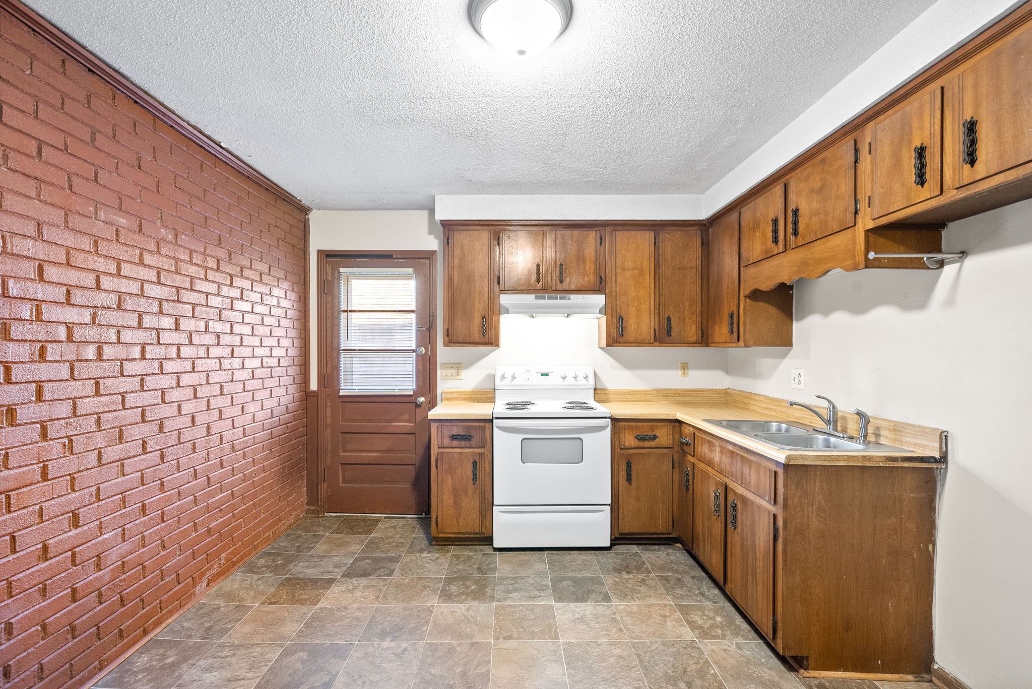 1221 Madison Street, Unit 2 Clarksville, TN 37040 - Photo 8 of 19