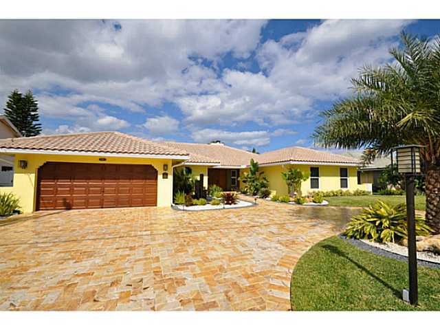 741 Coventry Street Boca Raton, FL 33487 - Photo 1 of 25 Primary Photo