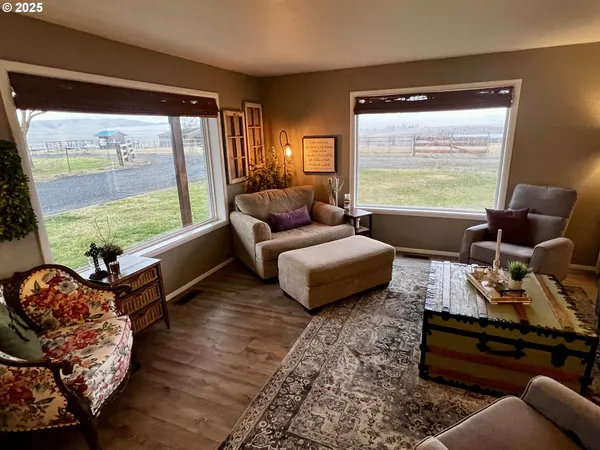$1,150,000 | 71176 Tutuilla Road, Pendleton, OR 97801