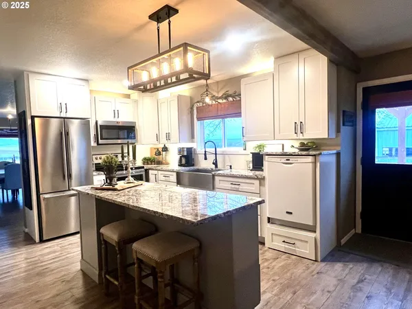 $1,150,000 | 71176 Tutuilla Road, Pendleton, OR 97801