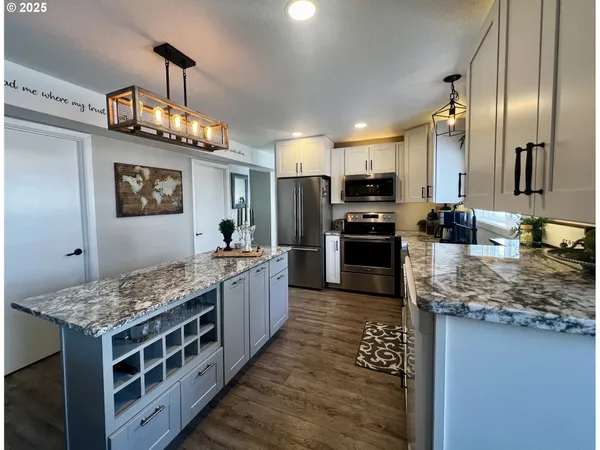 $1,150,000 | 71176 Tutuilla Road, Pendleton, OR 97801